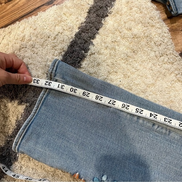 DRIFTWOOD Kelly Floral Embroidered Flared Jeans - Picture 9 of 13